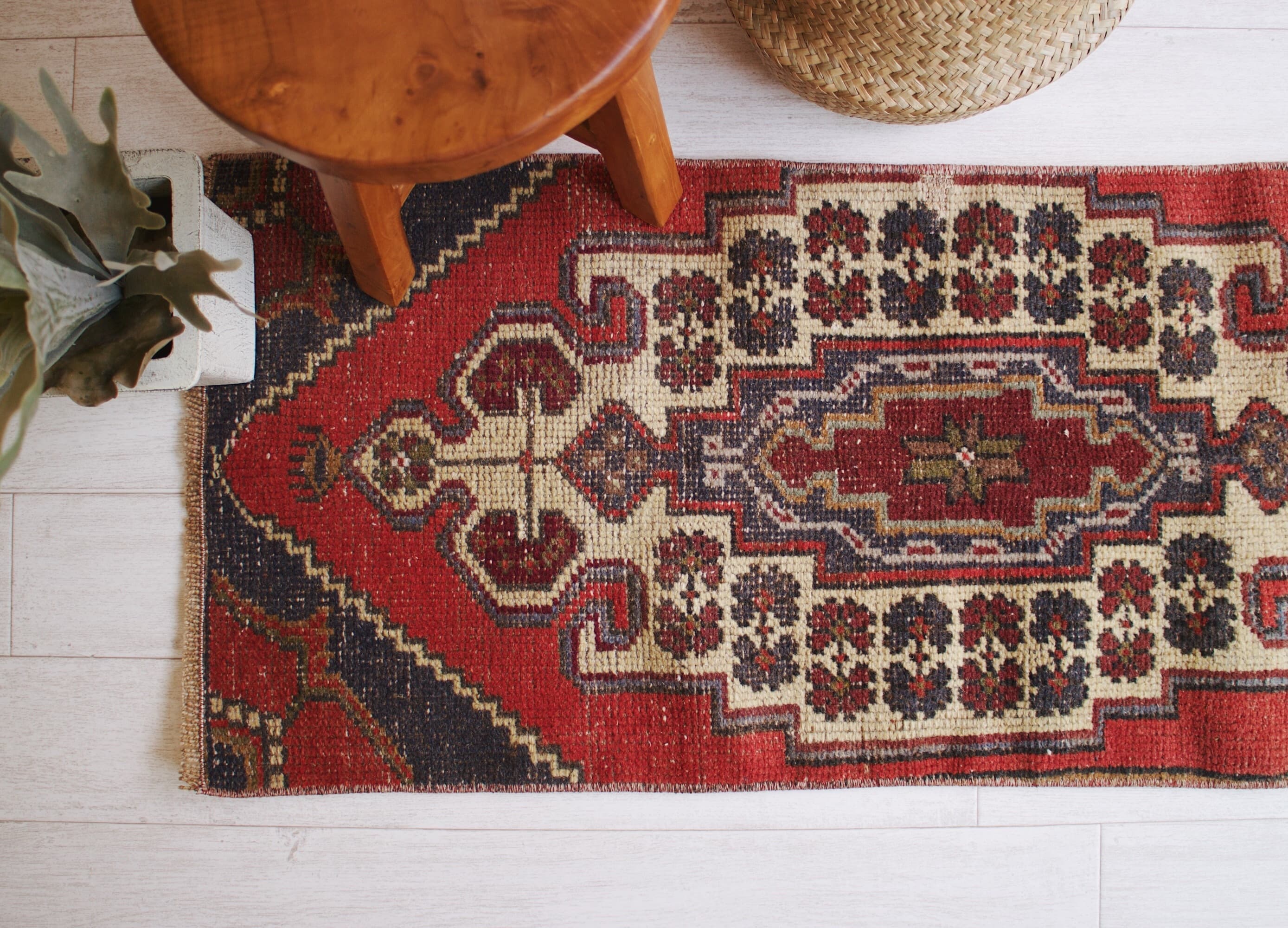 赤いヴィンテージラグ