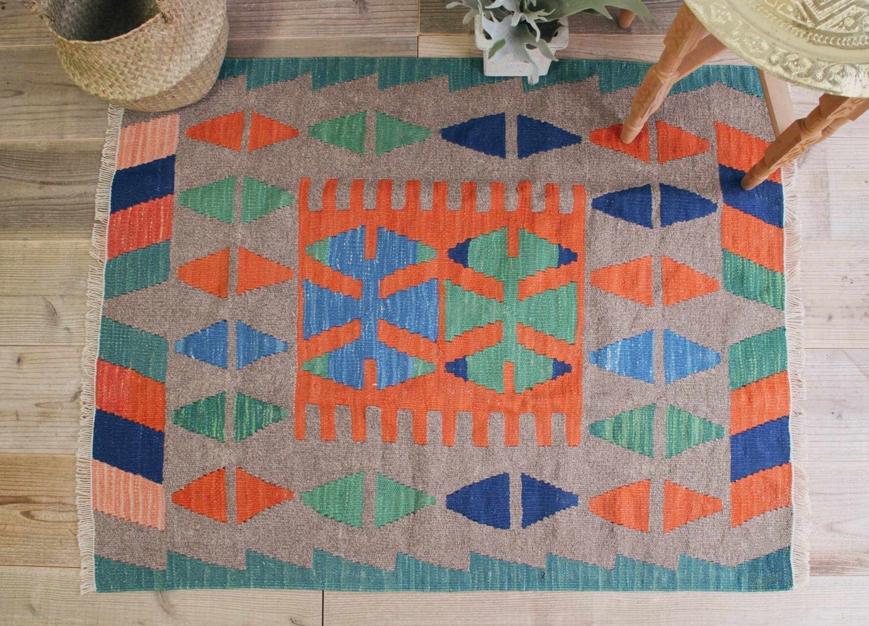 グリーンのオールドキリム