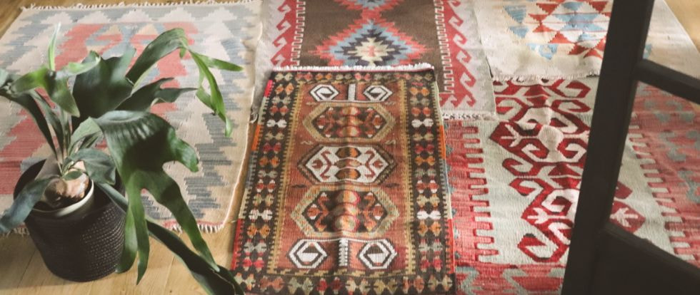 沢山のオールドキリム