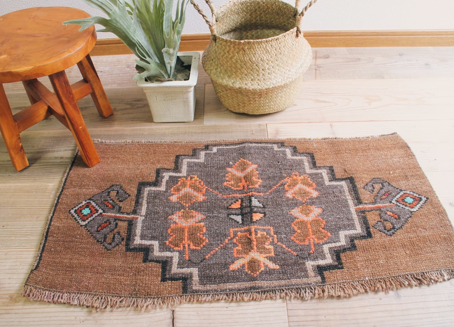 ブラウンのヴィンテージラグ