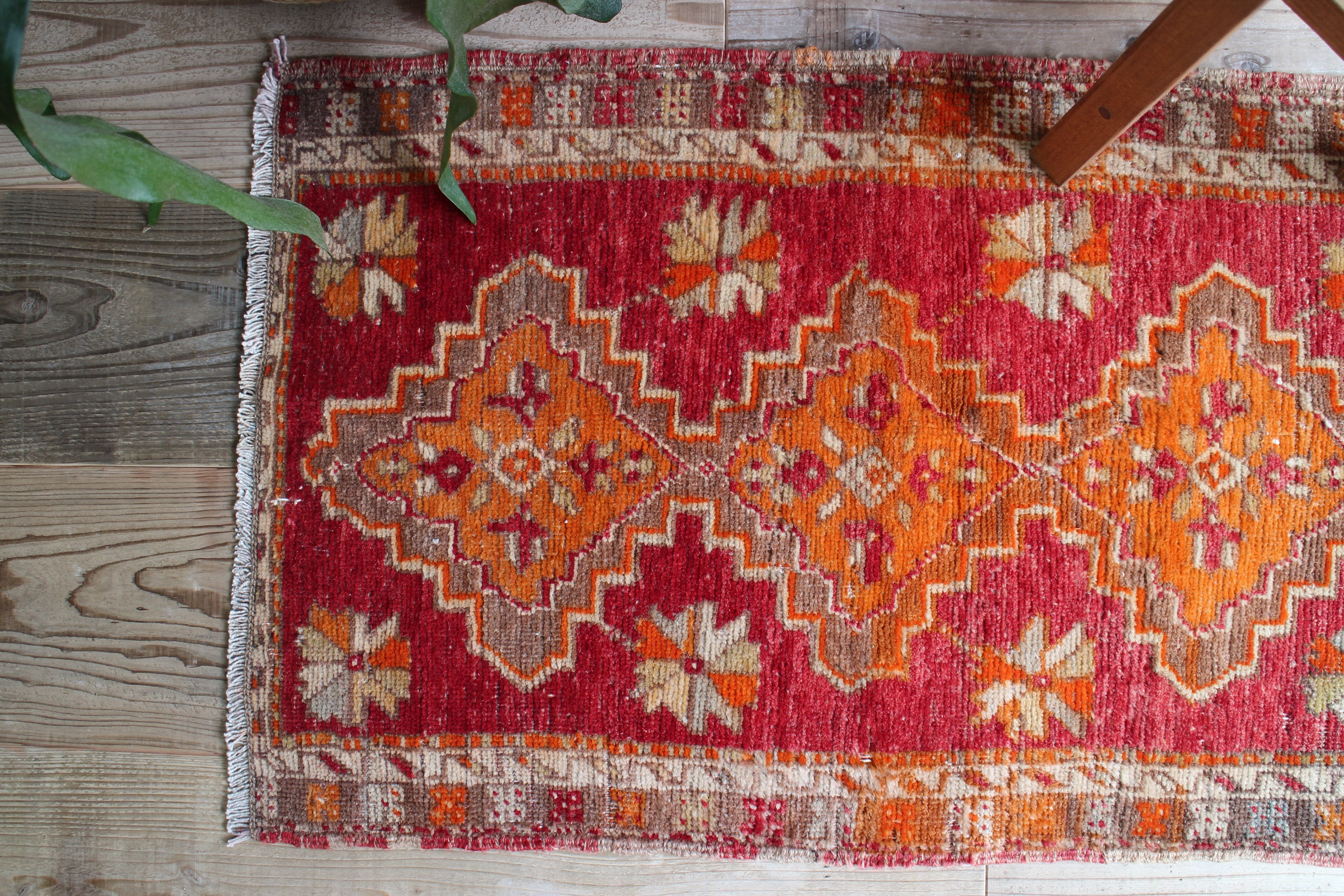 赤いオールドキリム