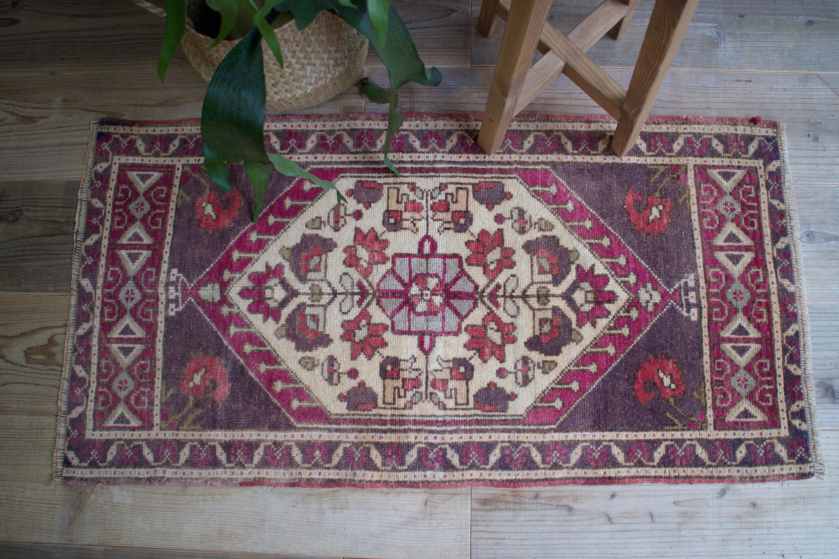 ブラウンのオールドキリム