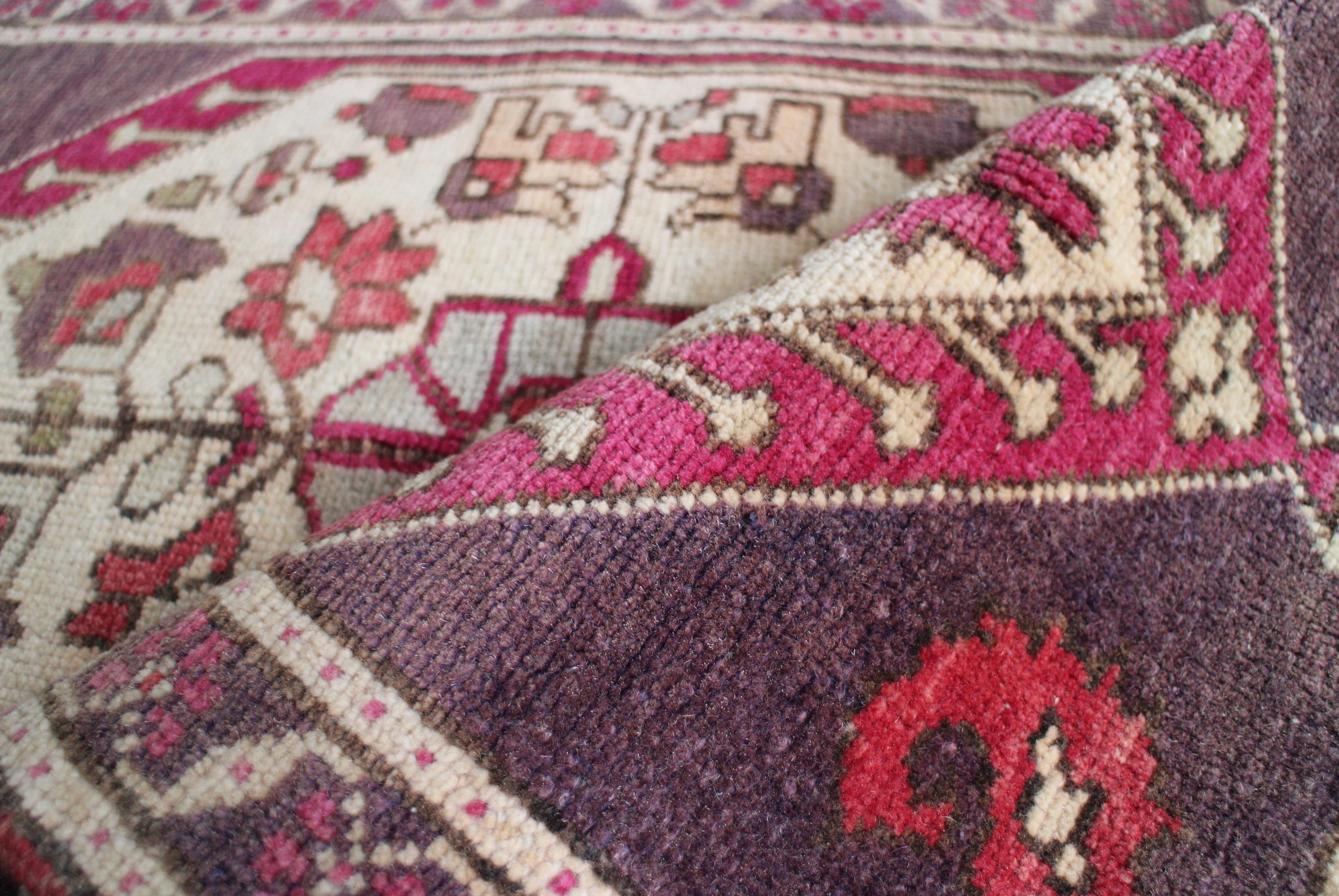 ブラウンのオールドキリム