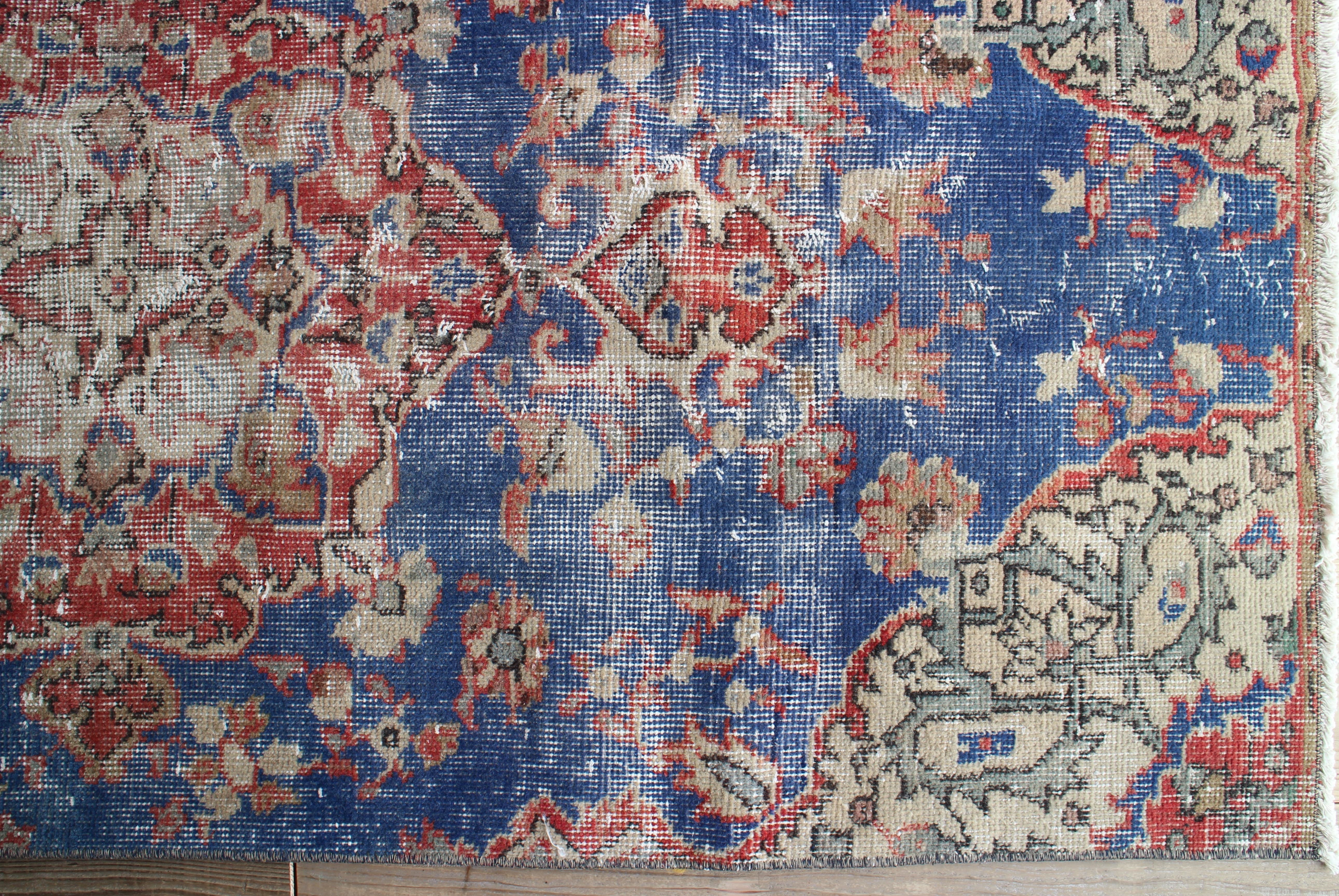 青のオールドキリム