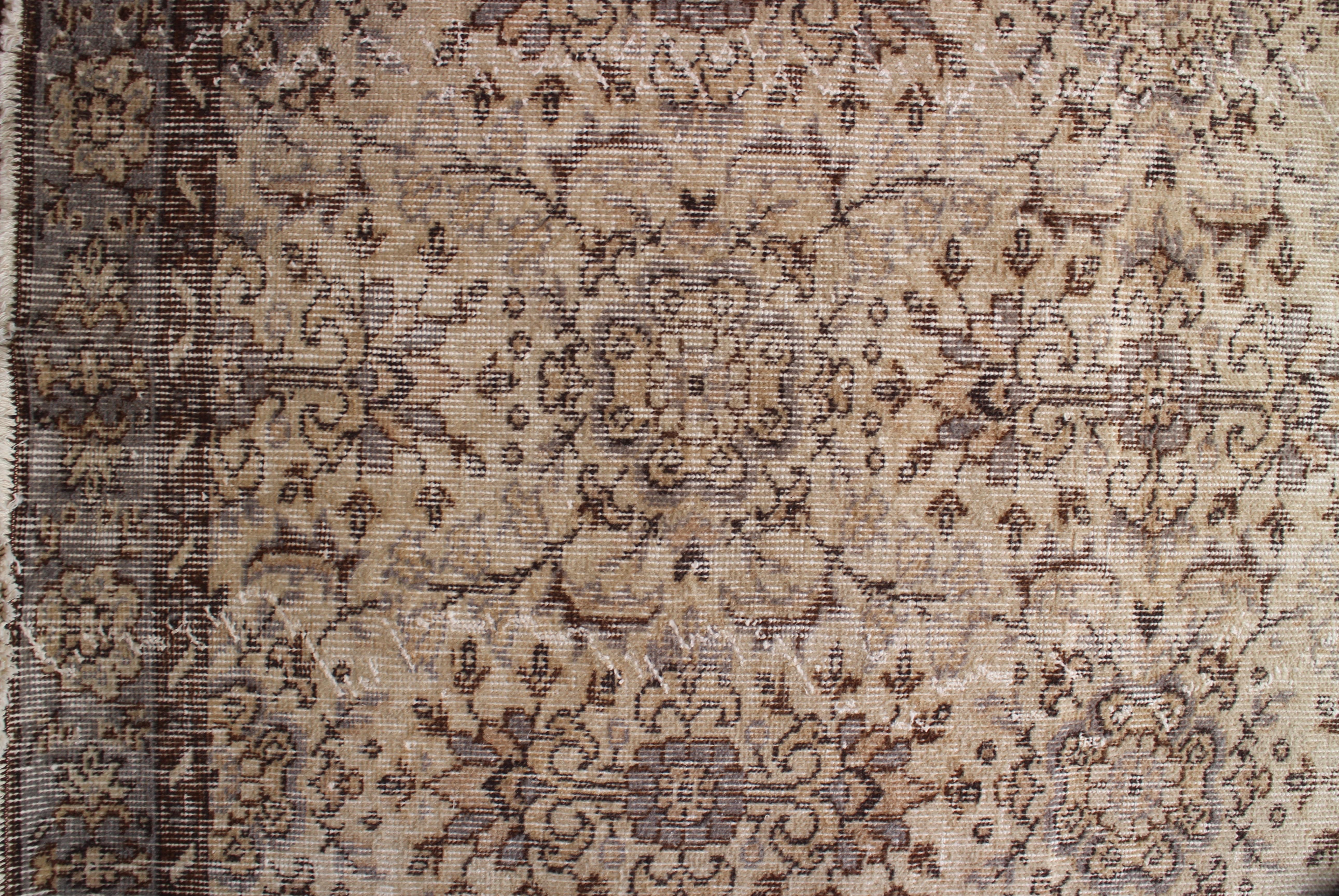 グレーのオールドキリム