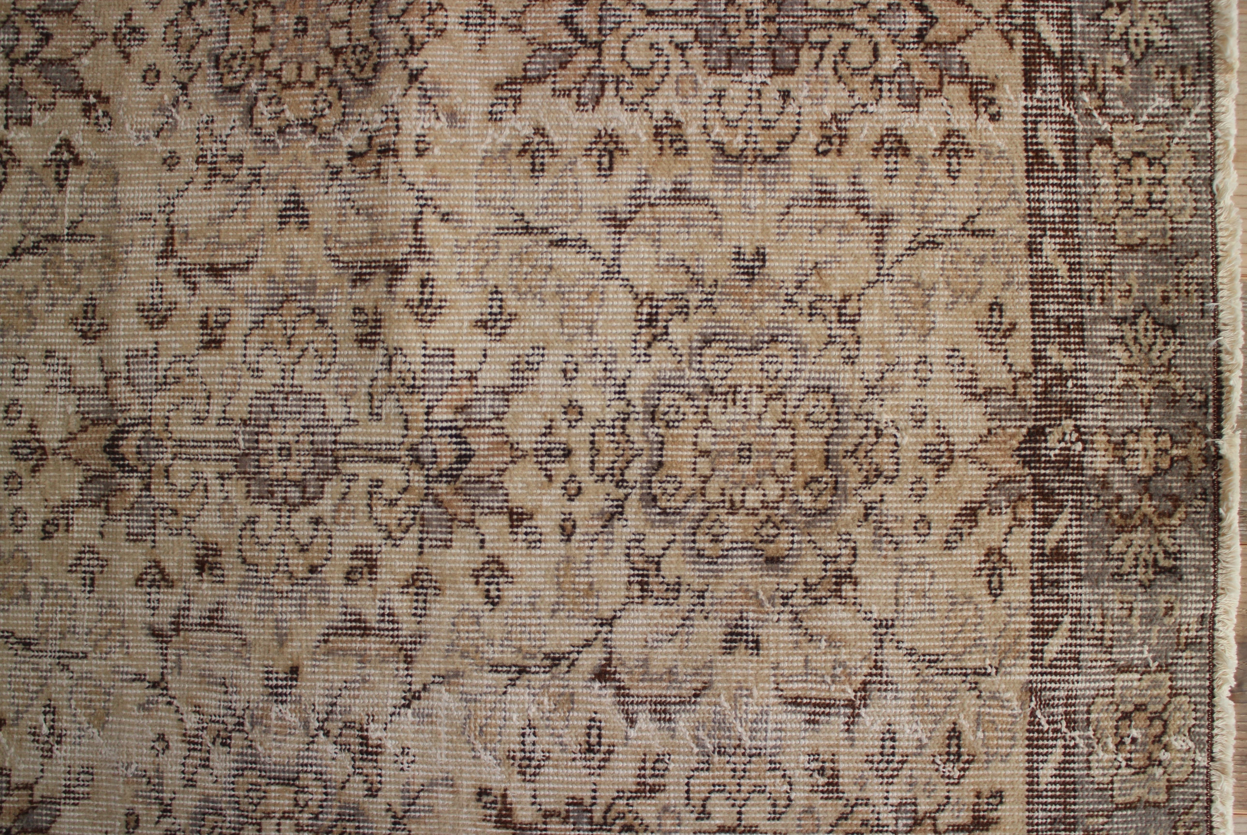 グレーのオールドキリム