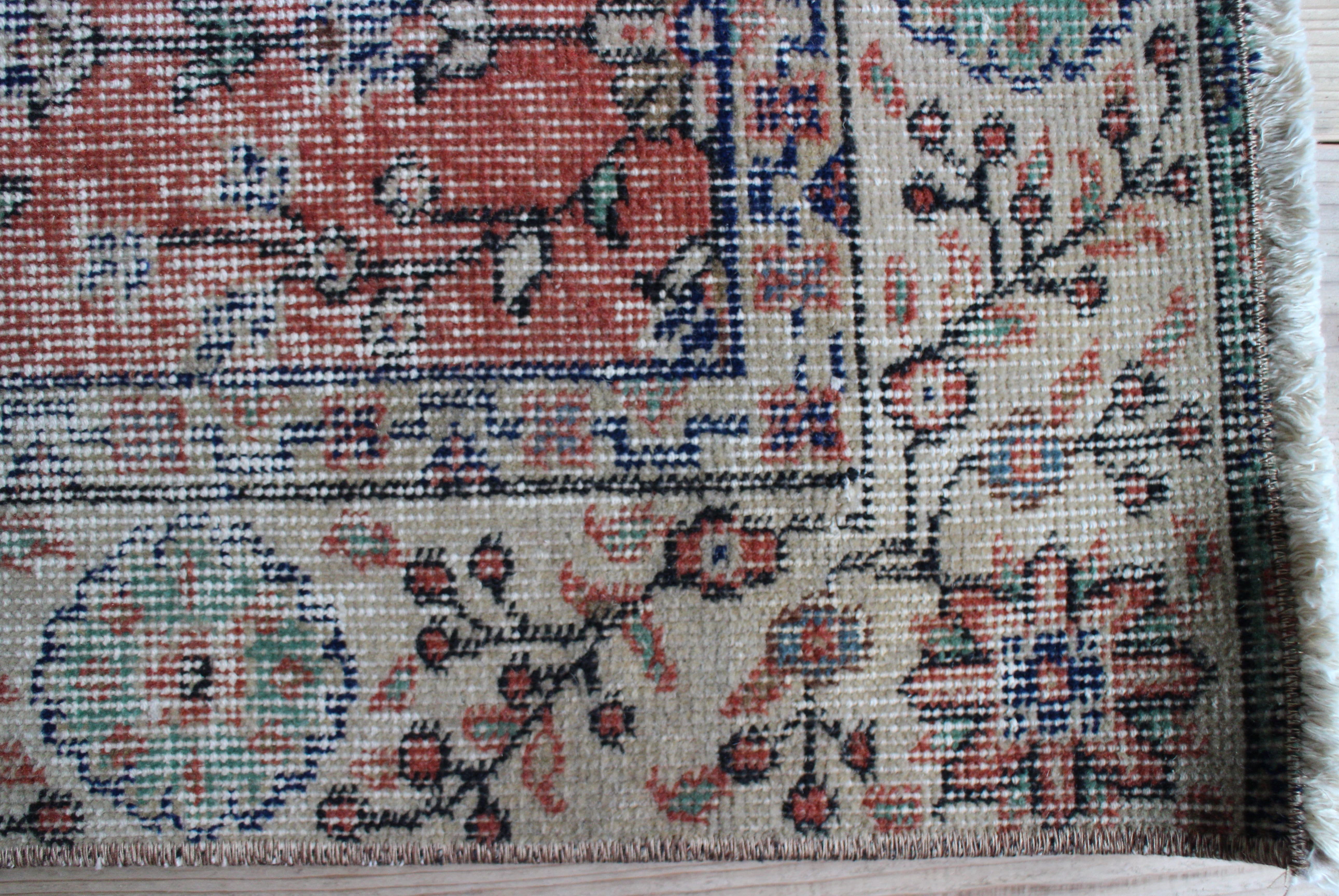 オレンジのオールドキリム