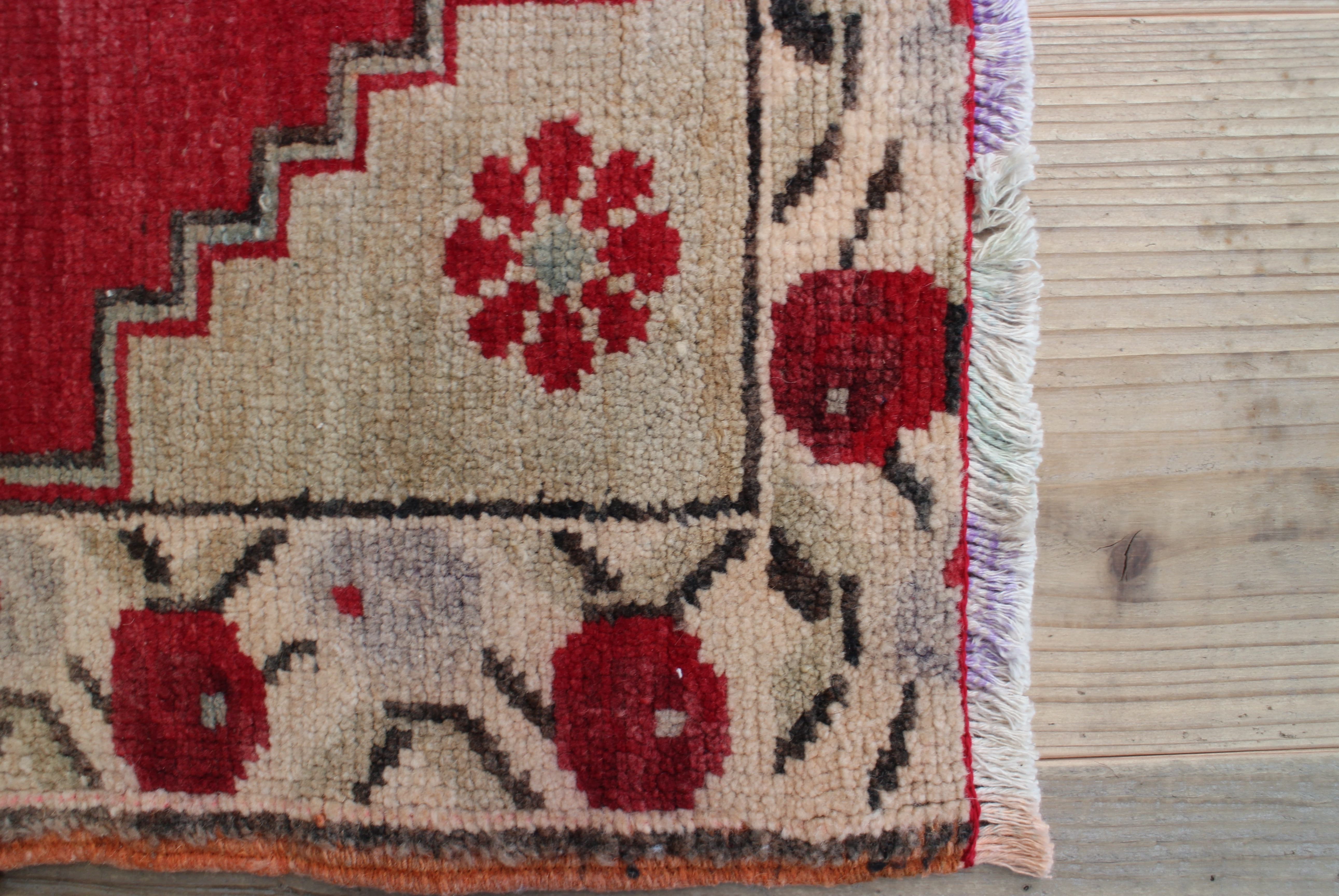 オレンジのオールドキリム