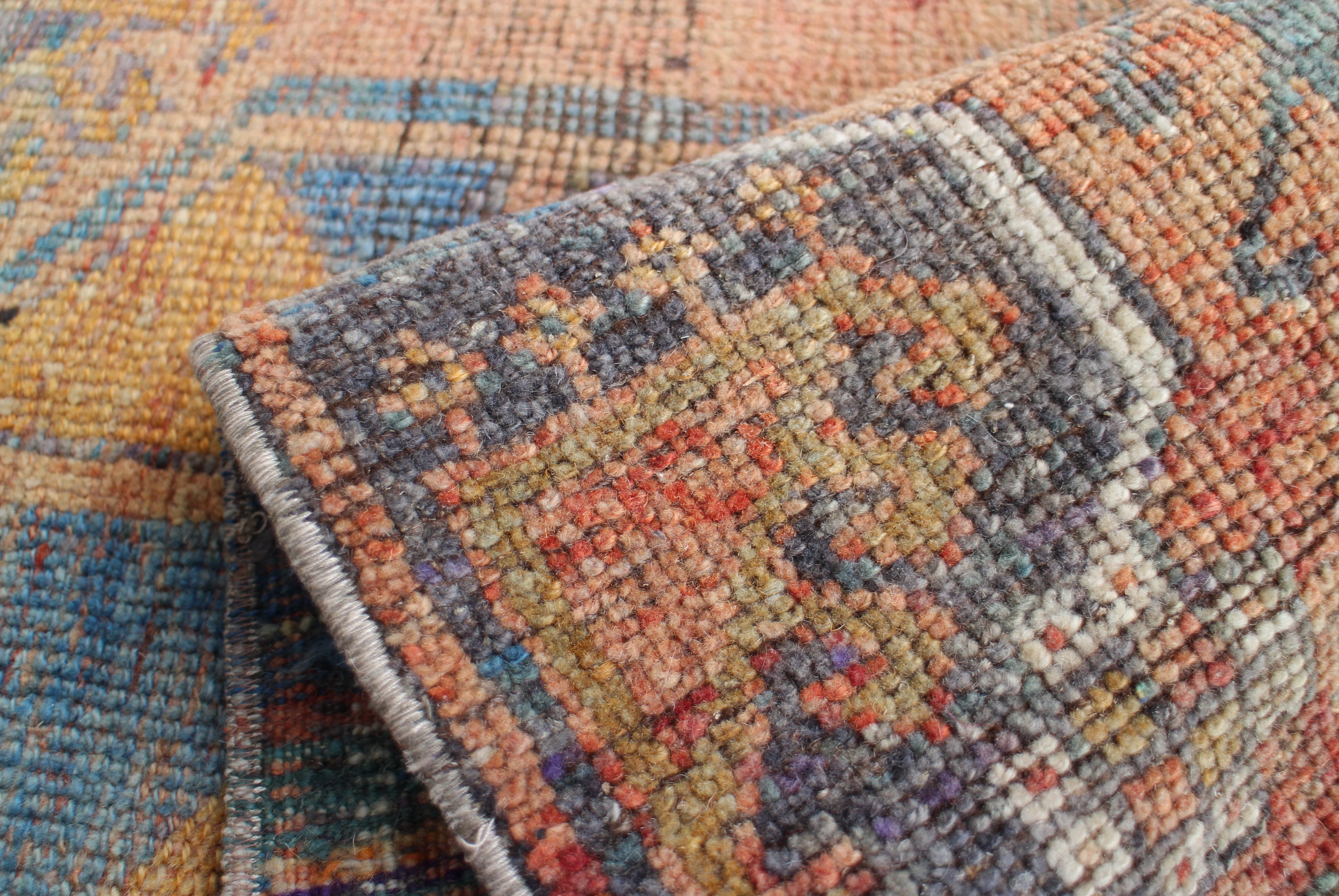 オレンジのオールドキリム