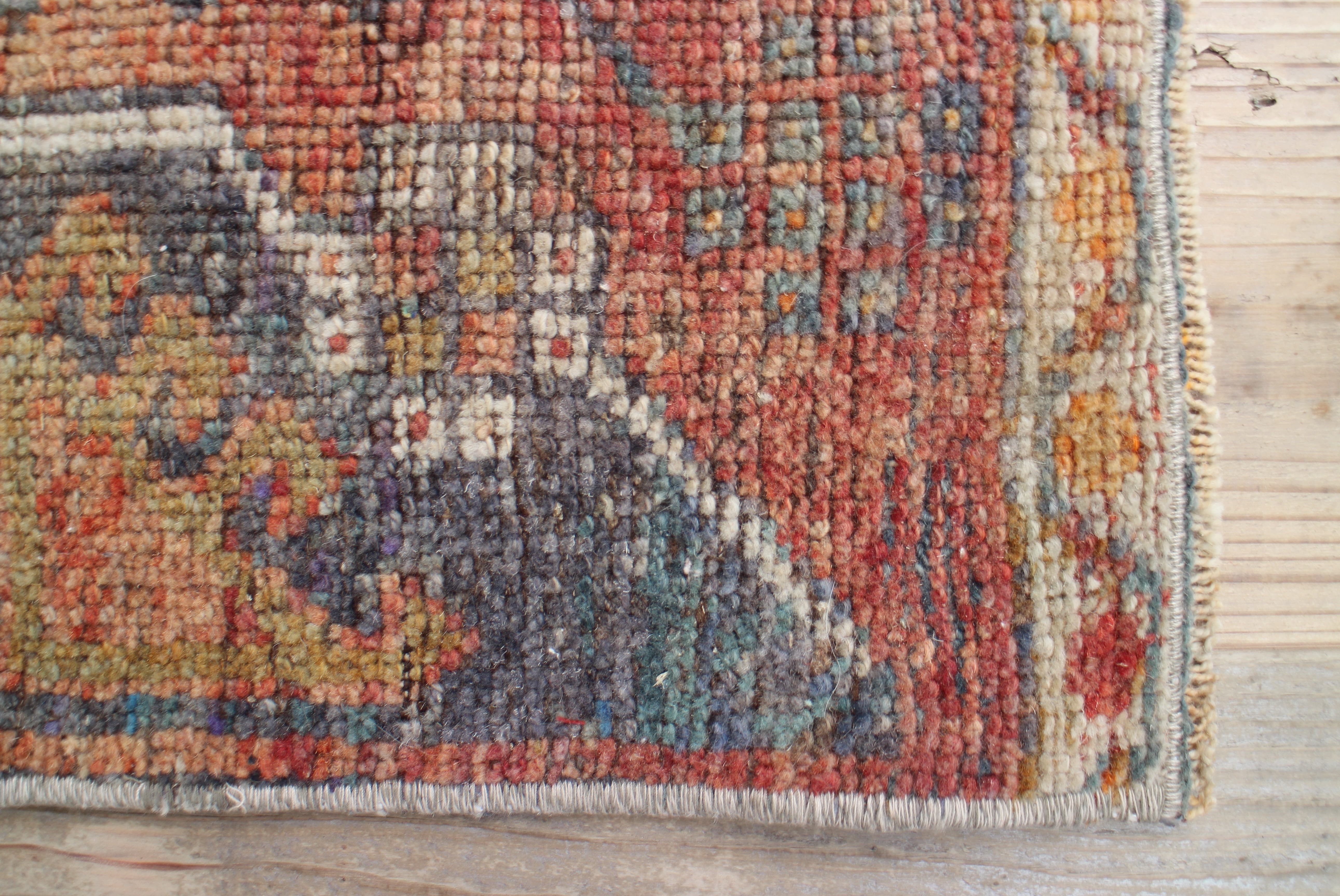 オレンジのオールドキリム