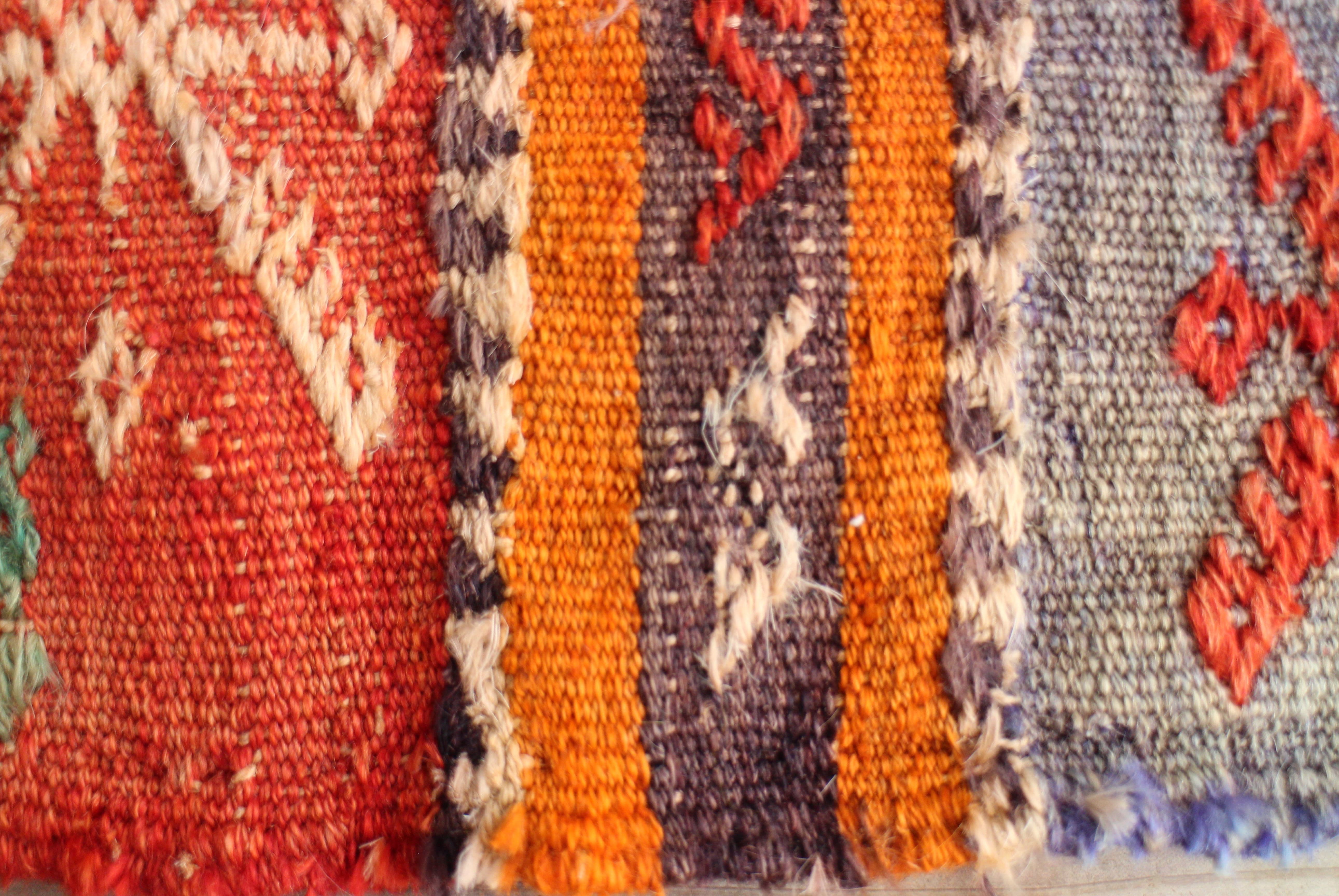 オレンジのオールドキリム