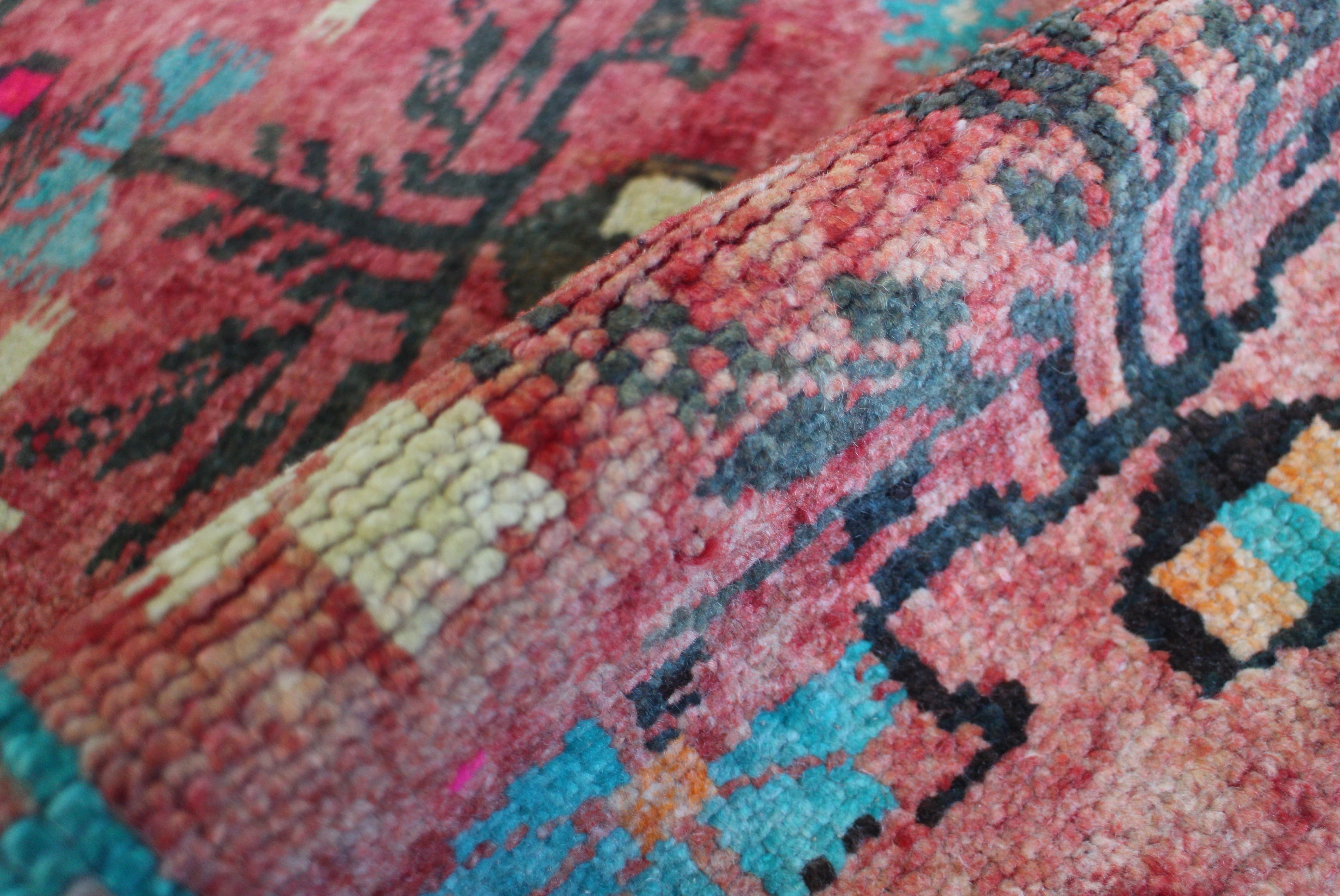 ピンクのオールドキリム