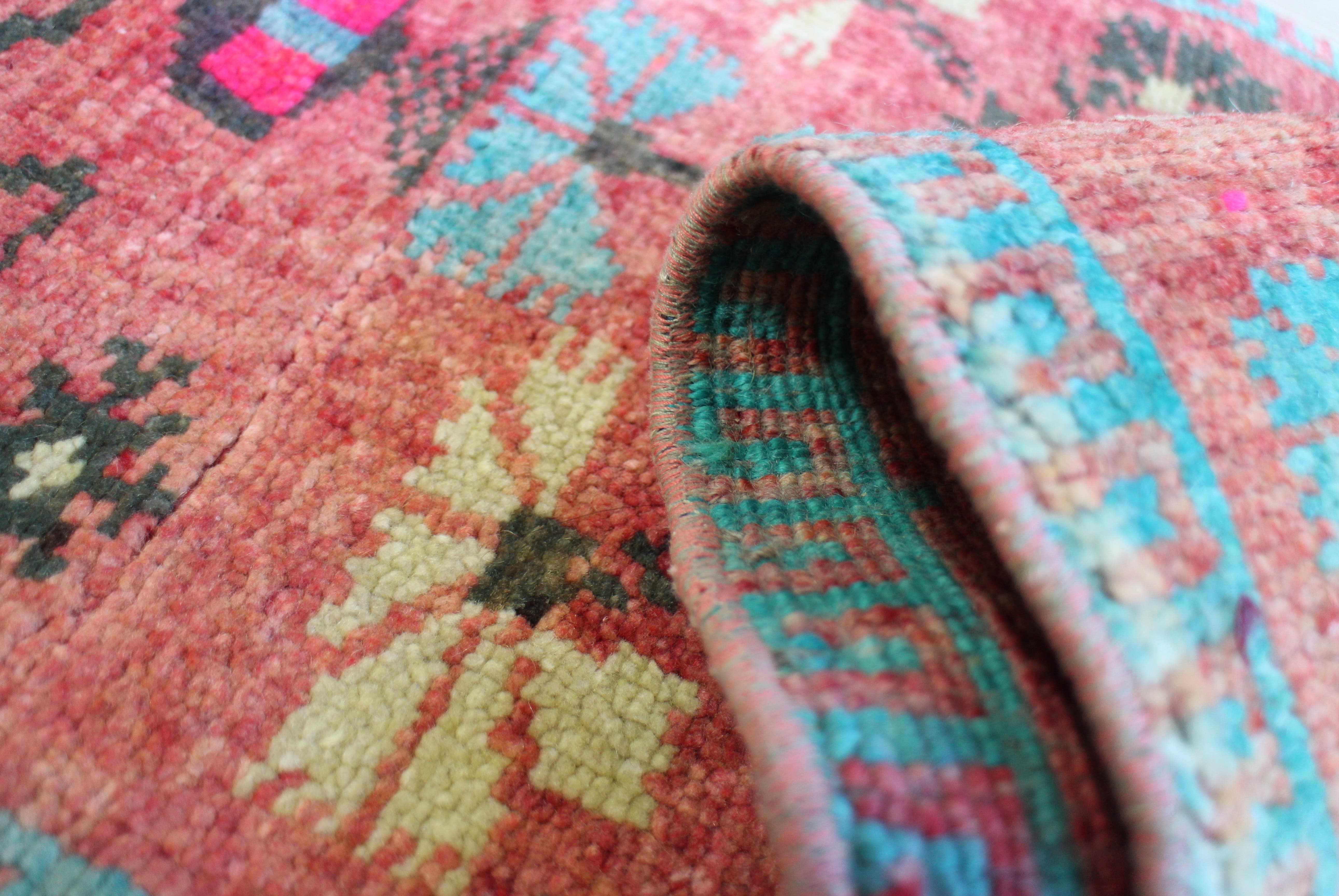 ピンクのオールドキリム