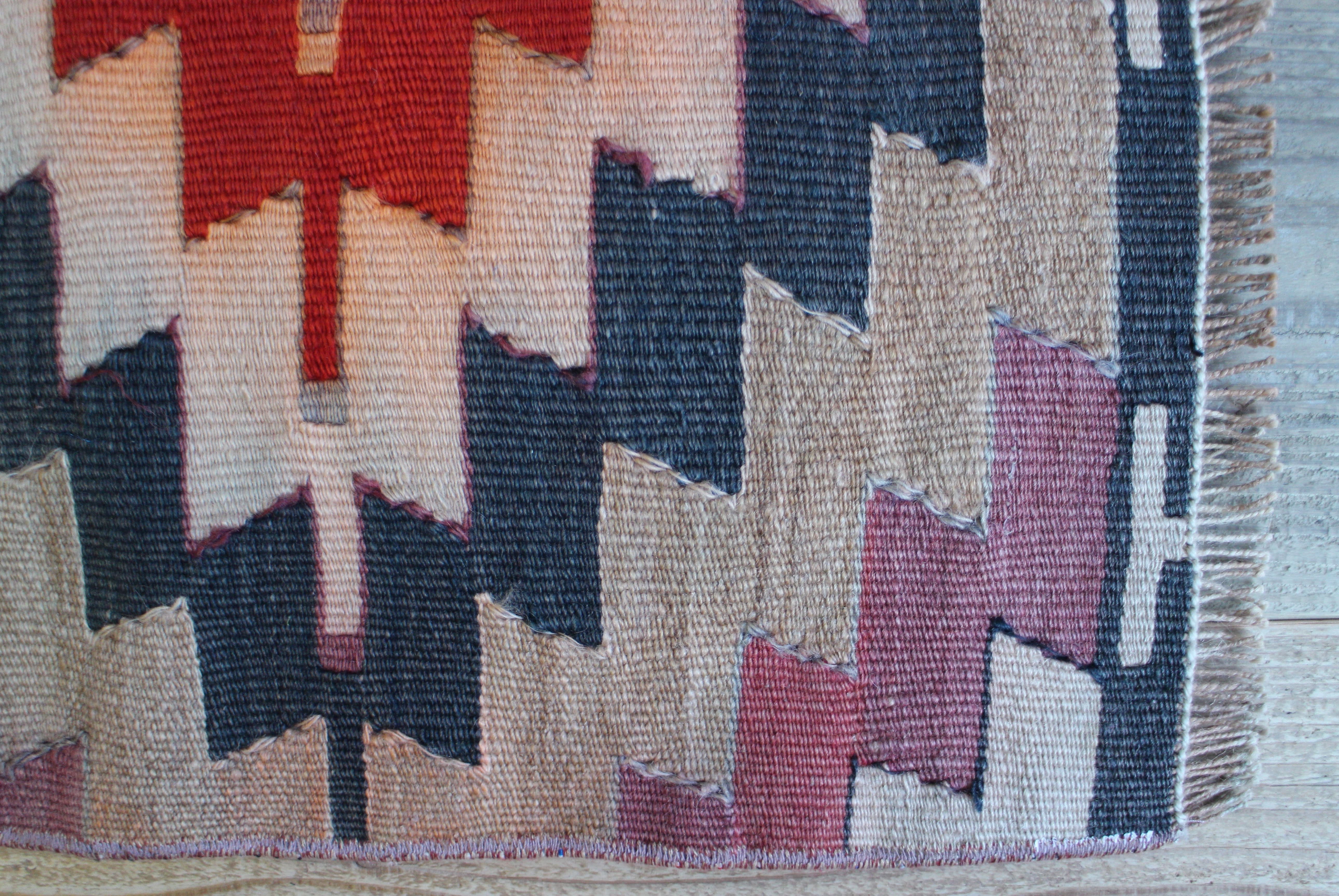 ブラウンのオールドキリム