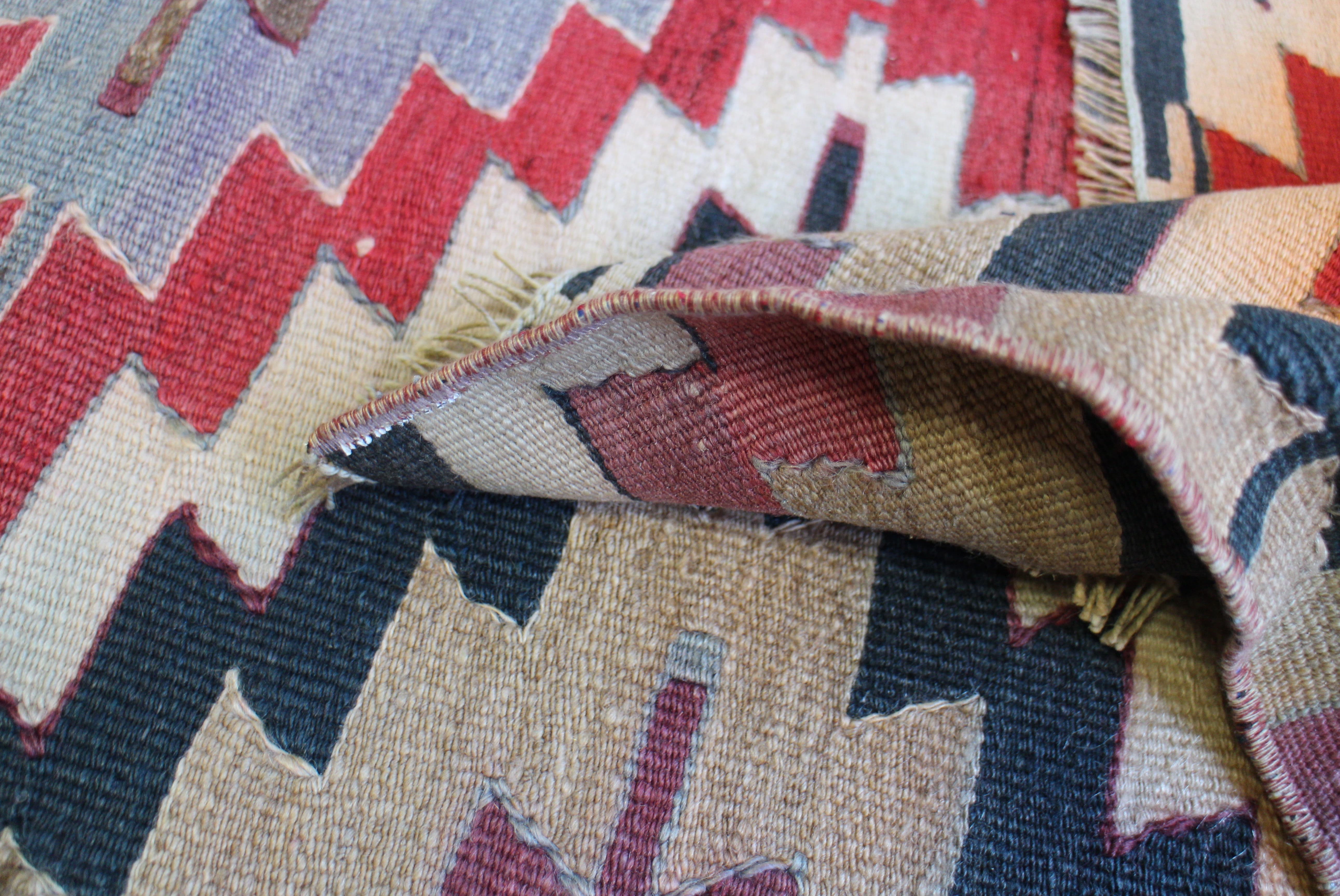 ブラウンのオールドキリム