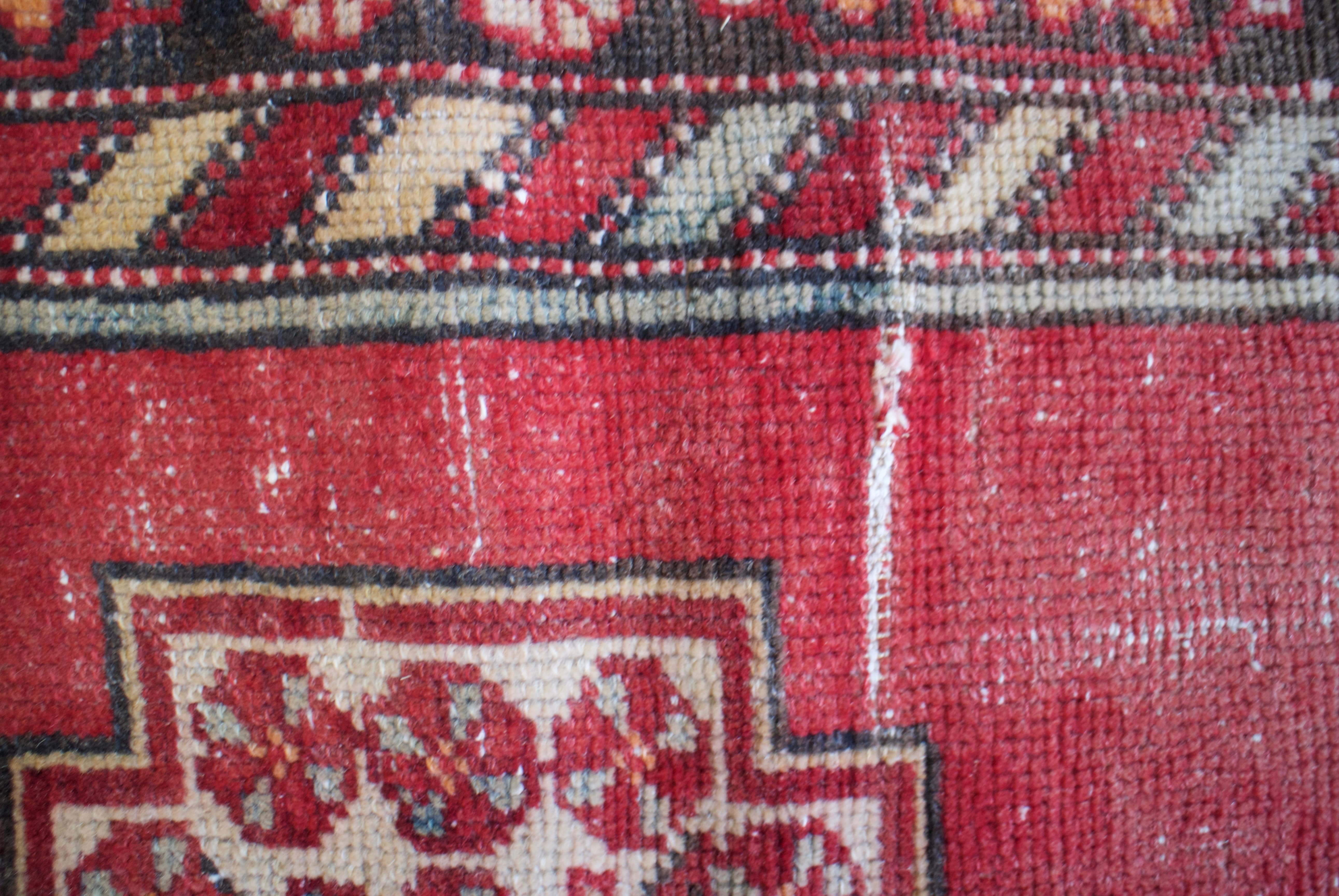 赤　オールドキリム