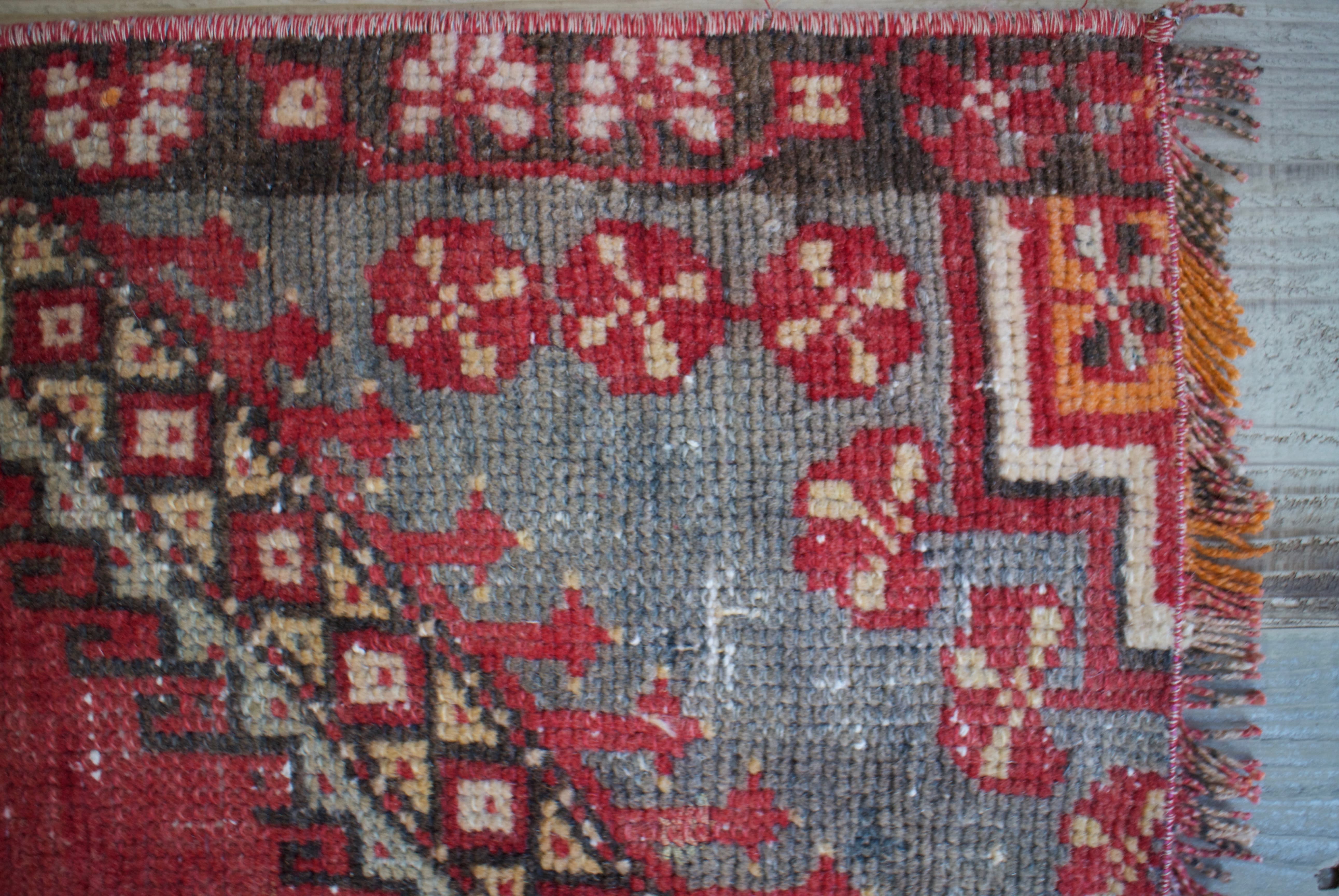 赤　オールドキリム