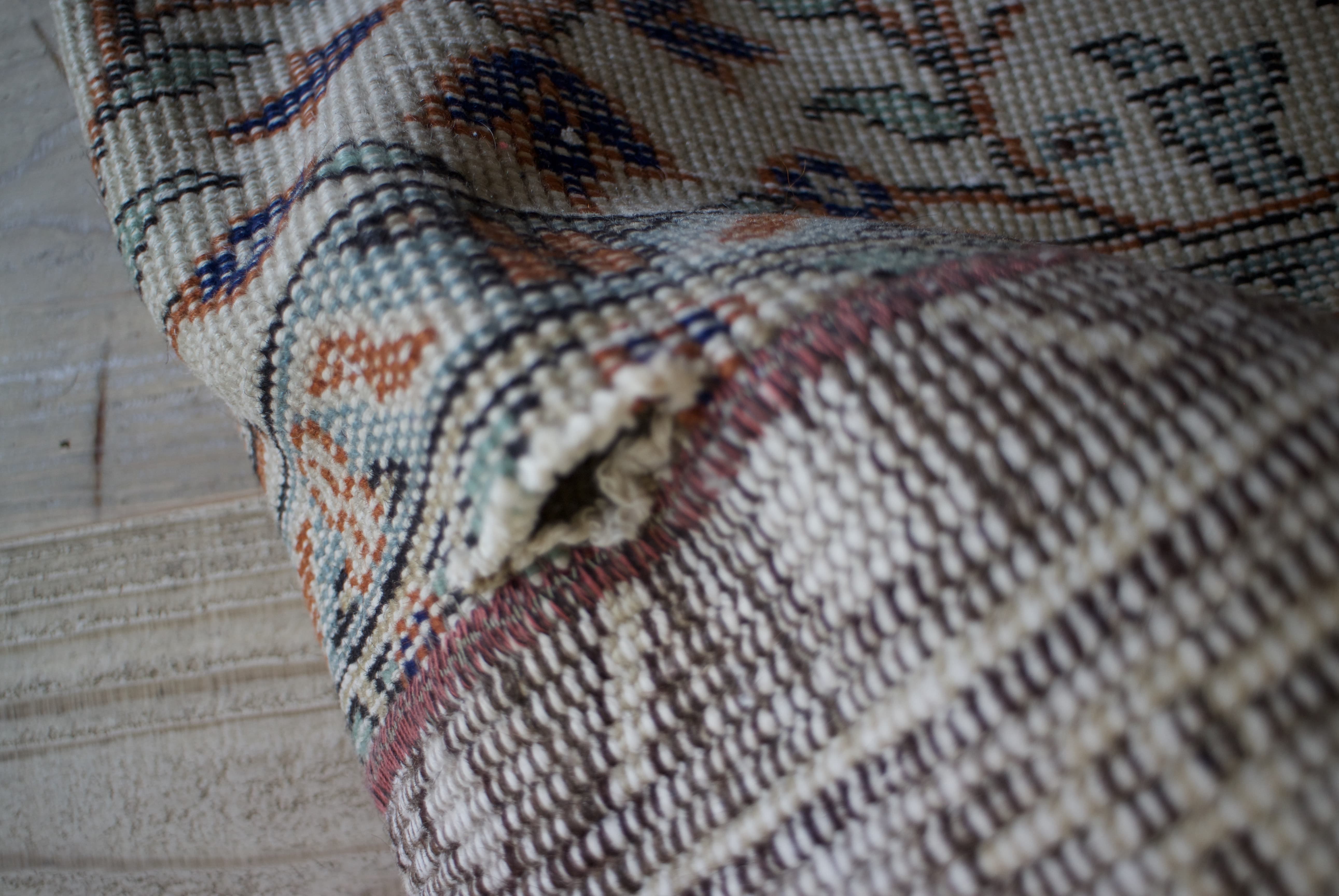 ベージュ　オールドキリム