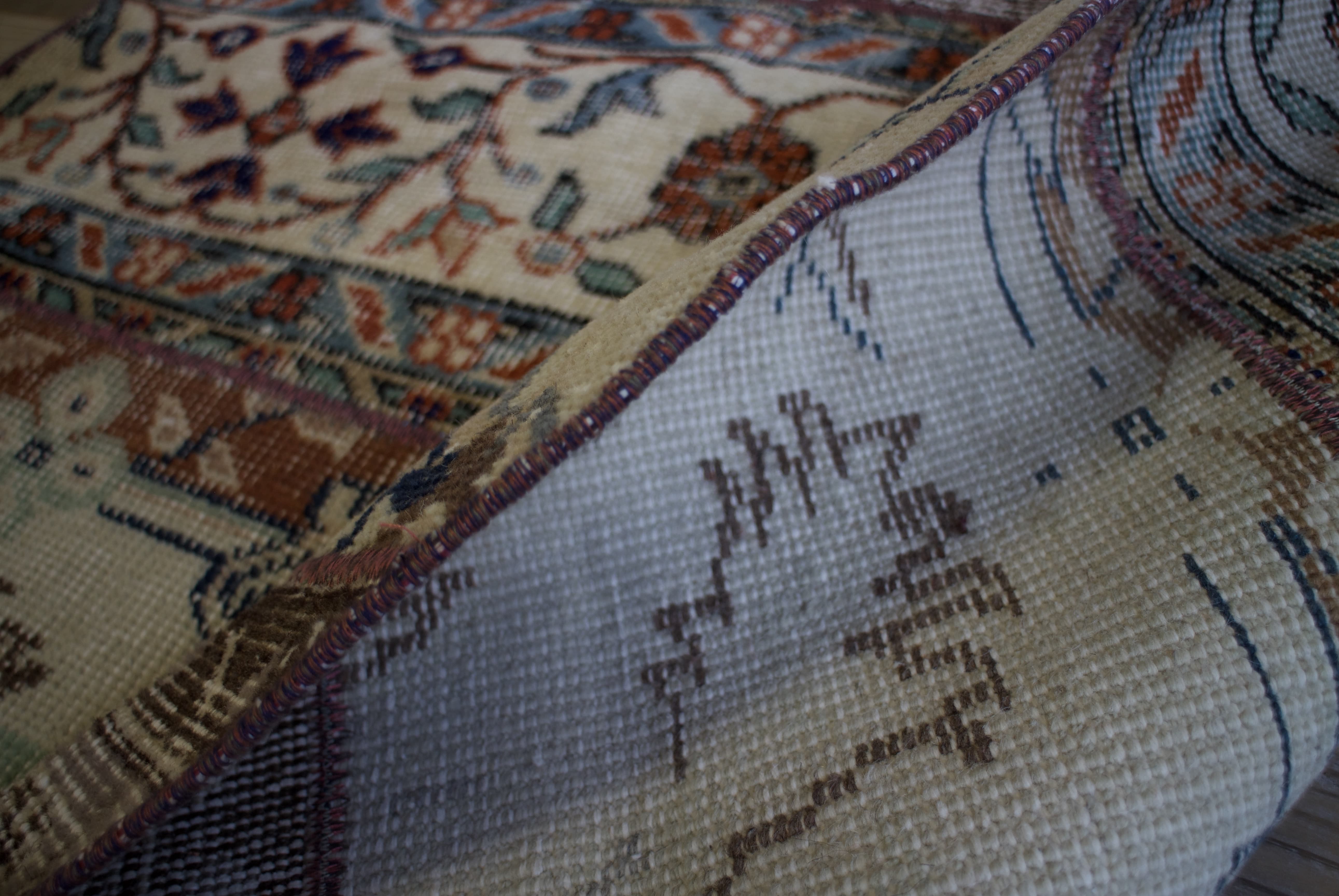 ベージュ　オールドキリム