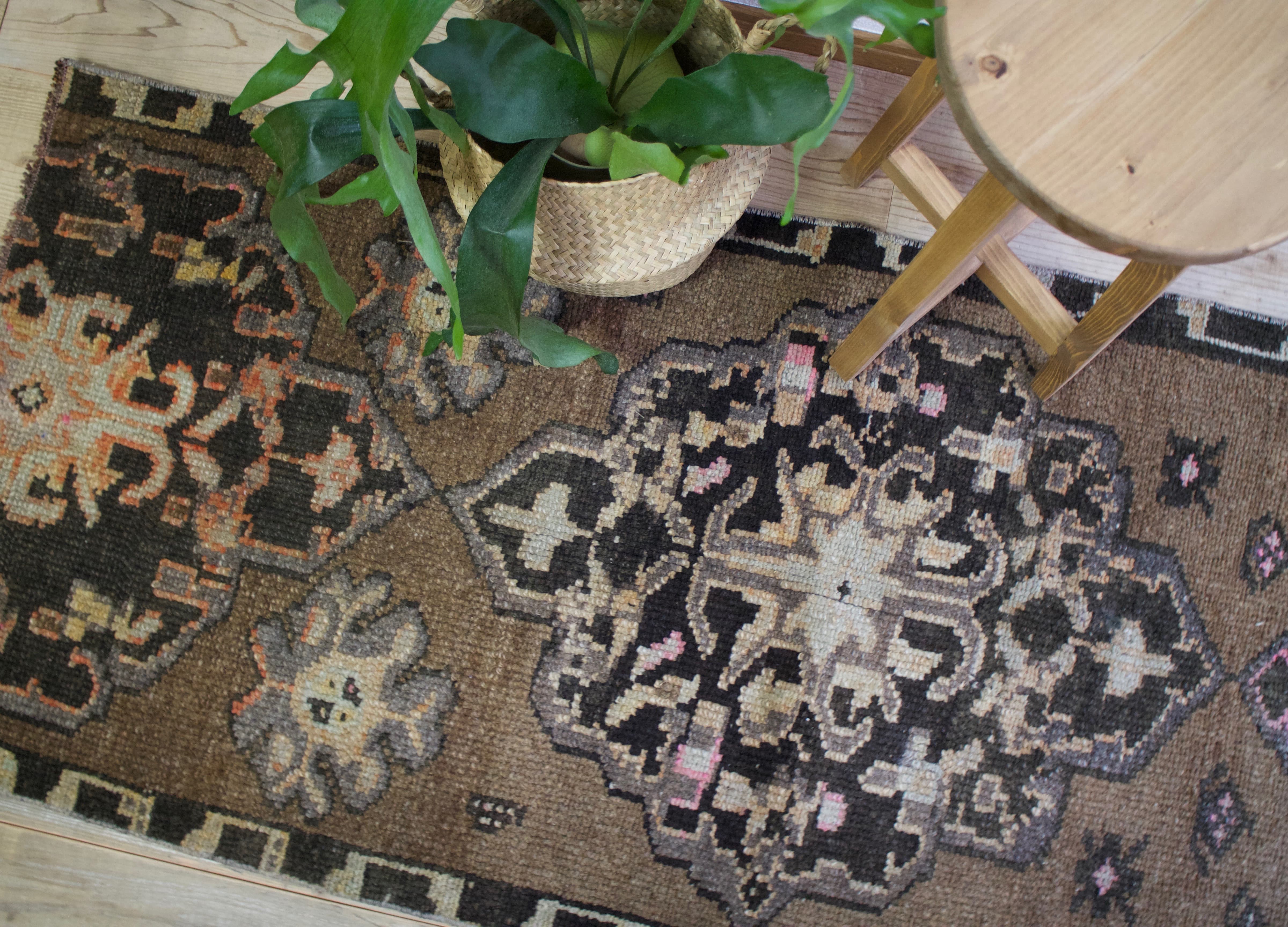 オレンジのオールドキリム