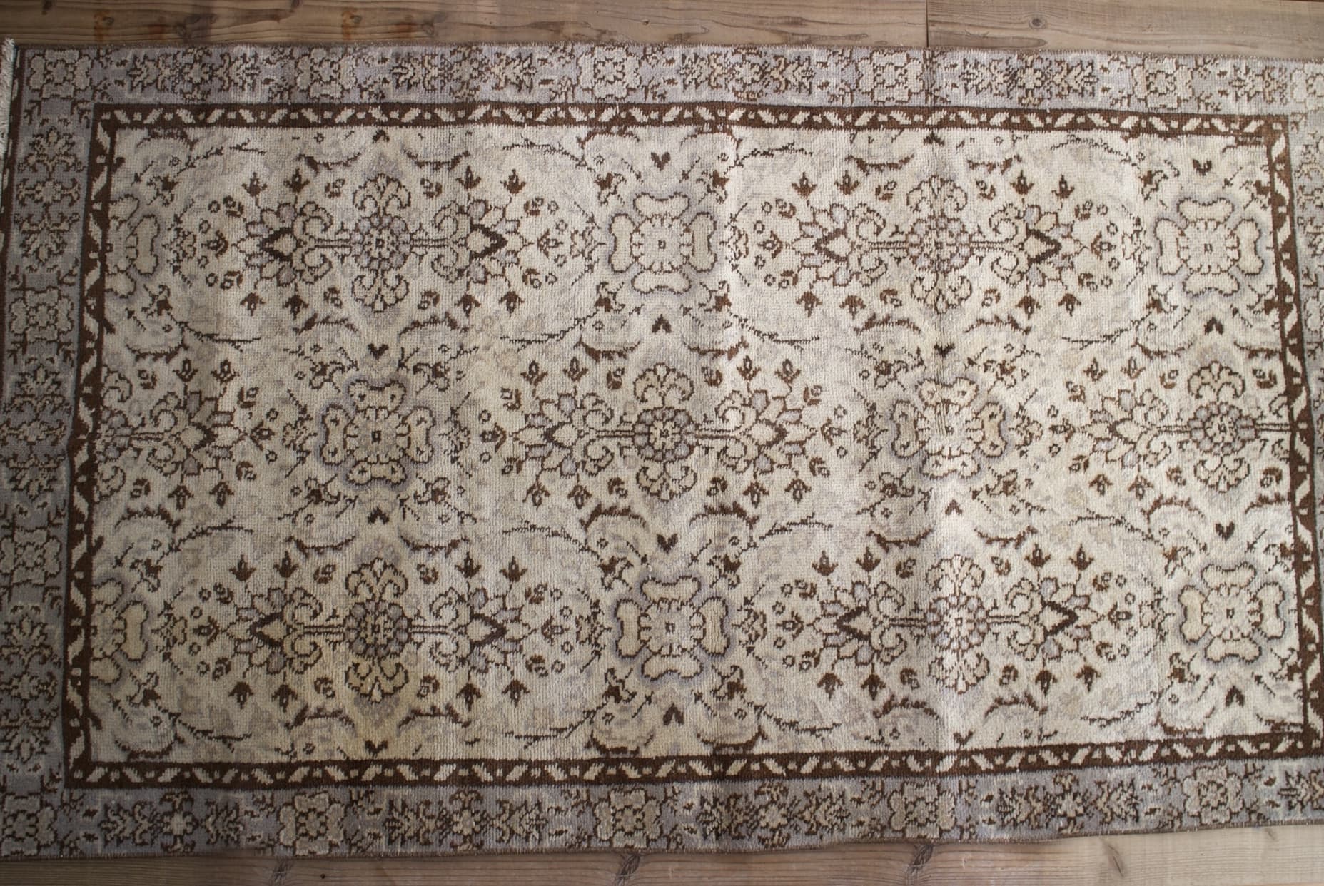 グレージュ　オールドキリム　オールドキリム