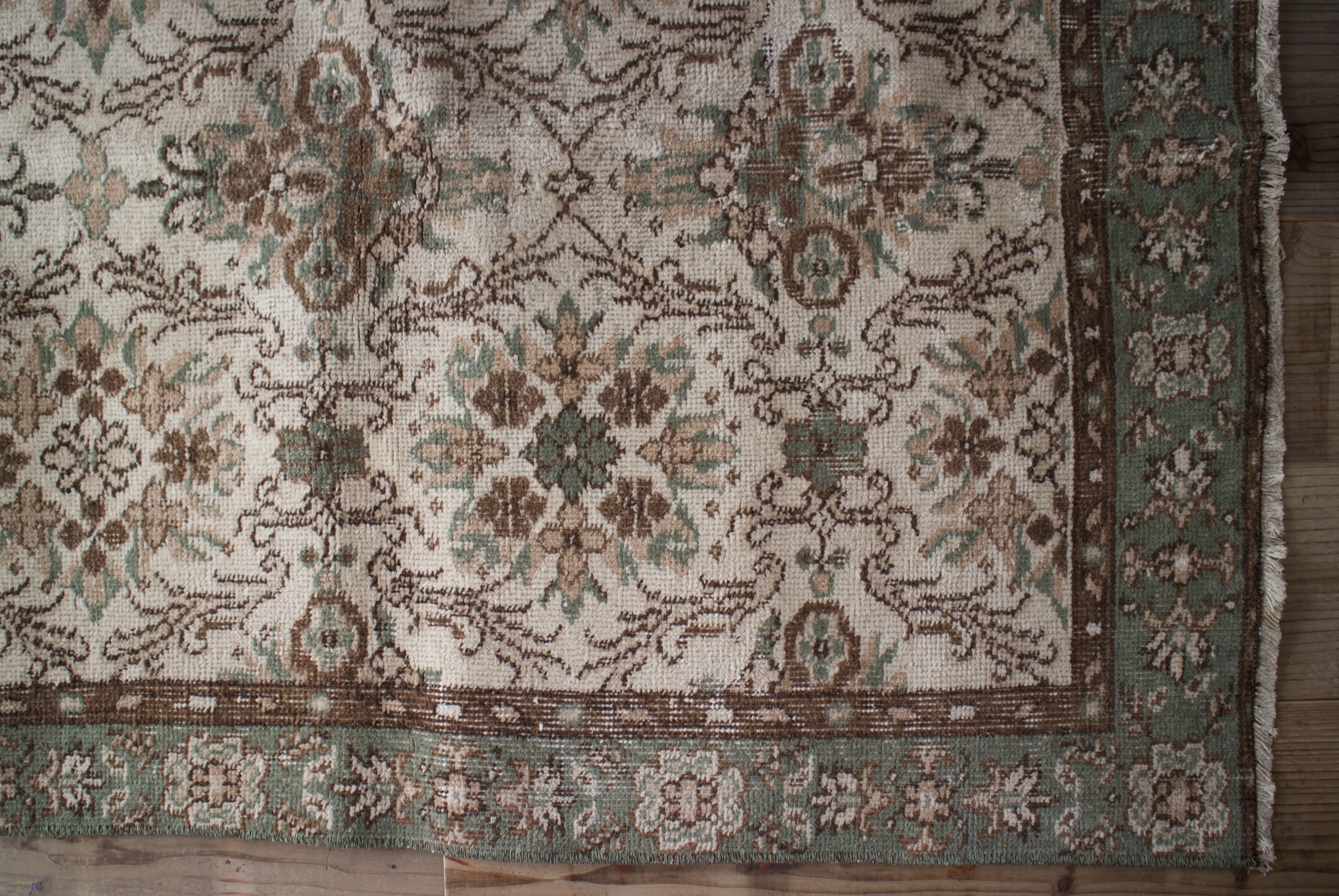 グレージュ　オールドキリムオールドキリム