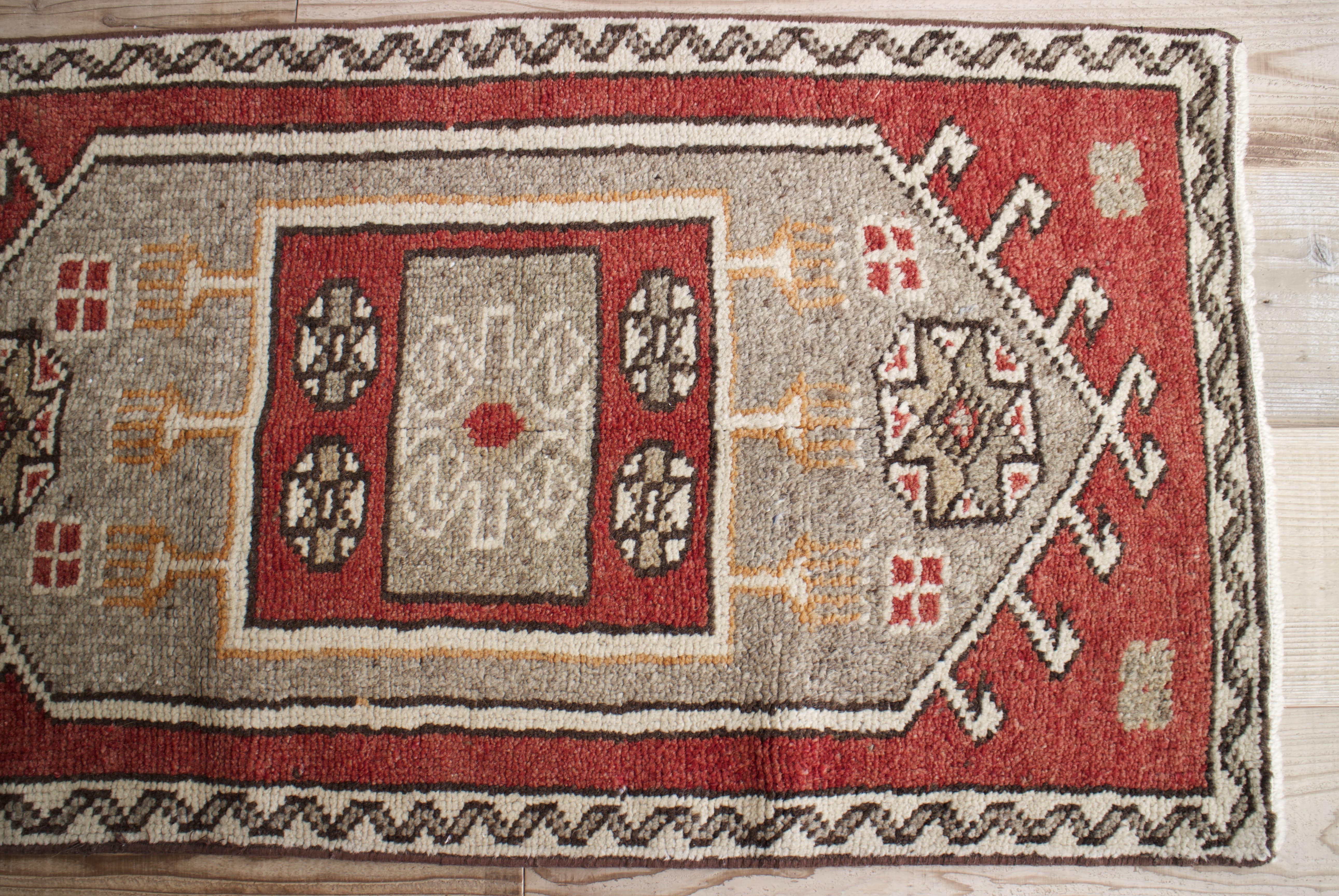 レッド　オールドキリム　オールドキリム