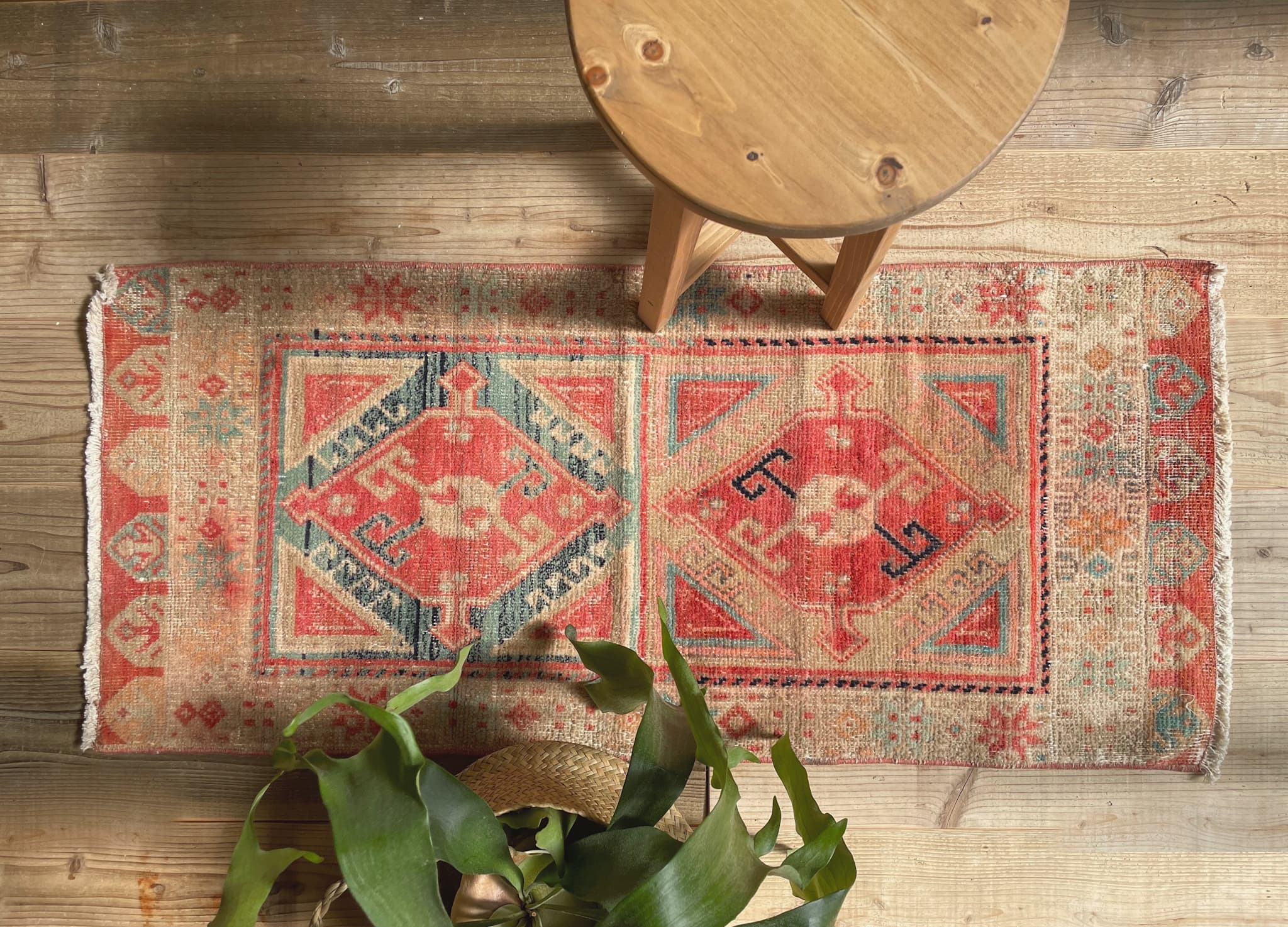 オレンジのオールドキリム