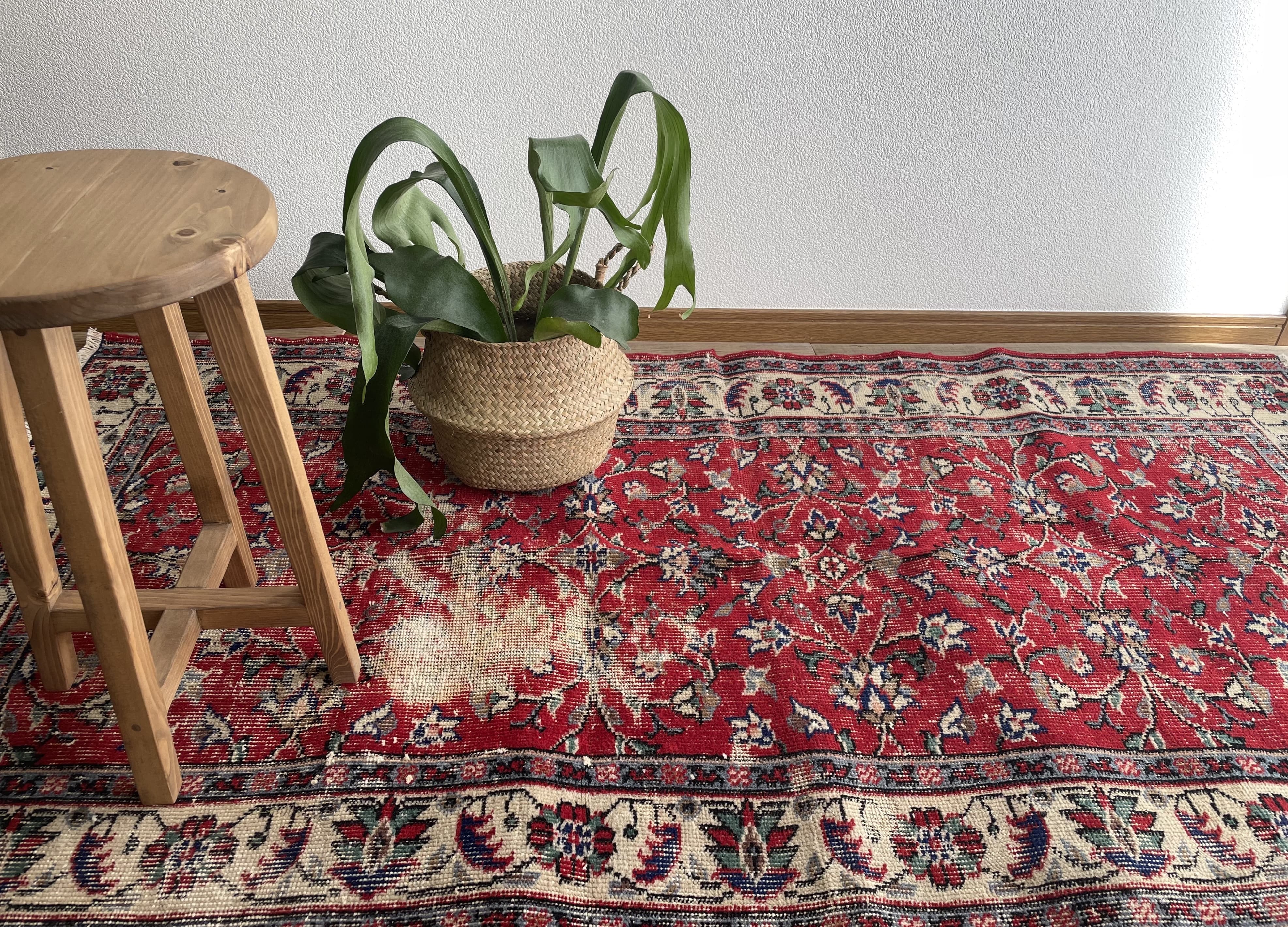 赤のオールドキリム