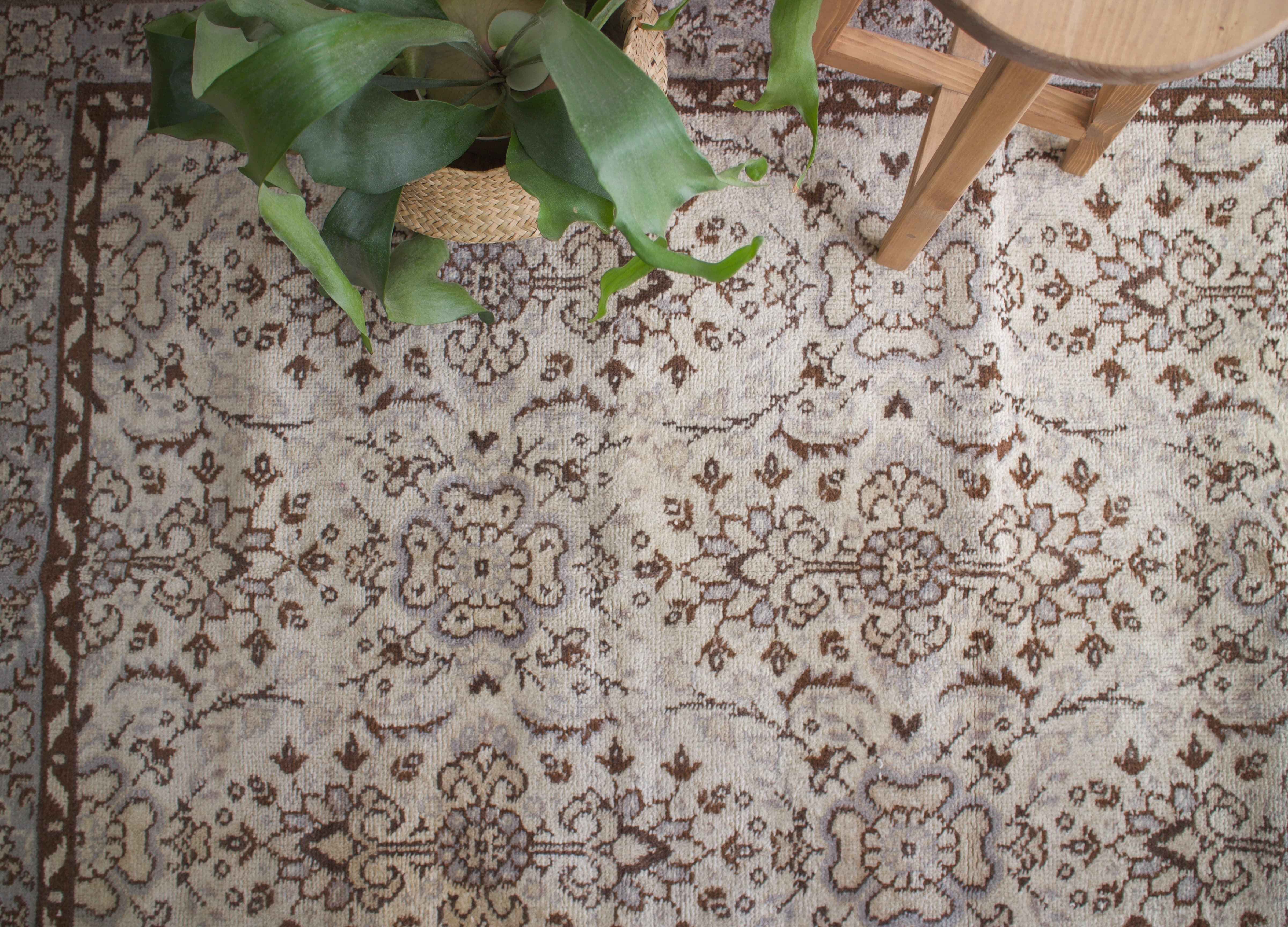 オレンジのオールドキリム