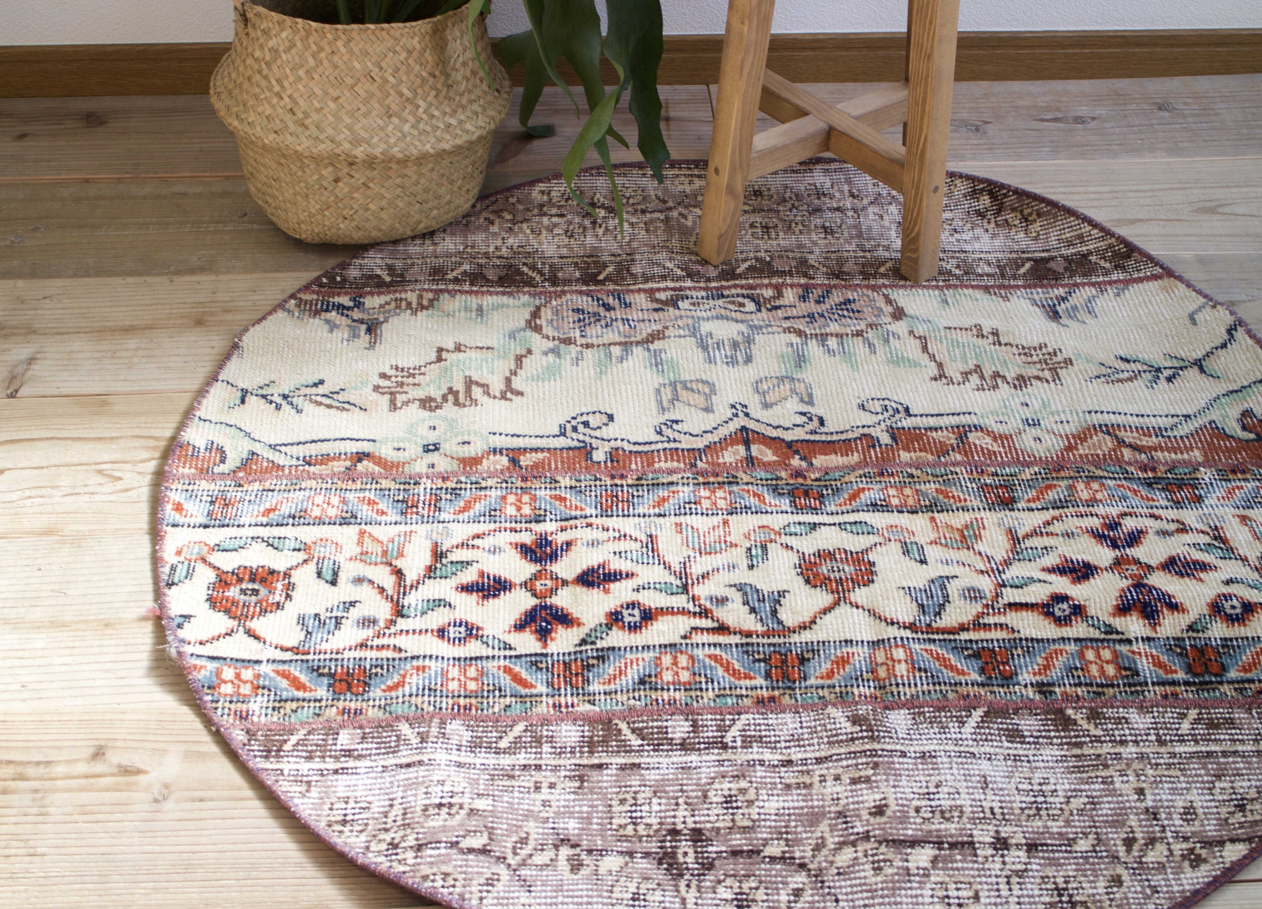 オレンジのオールドキリム